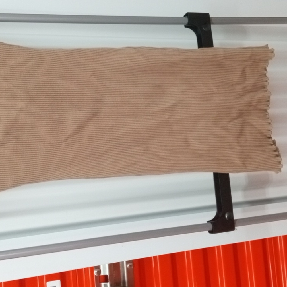 Women's dress size large - Picture 4 of 4